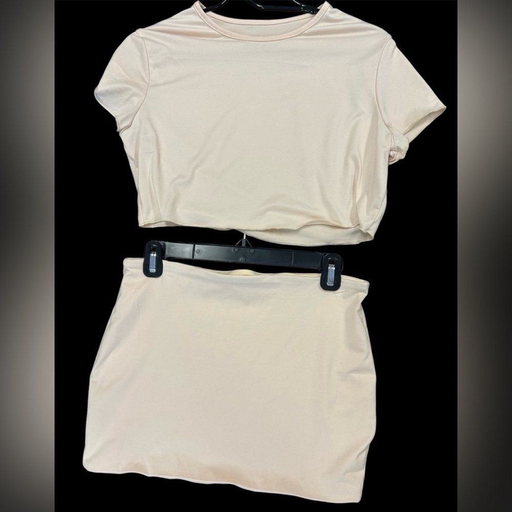 SHEIN Comfortable Mini Cream Skirt Set, size XL, NWOT - Picture 1 of 3